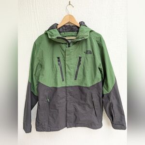 The North Face Baron Shell Jacket Green Dryvent Waterproof Windproof Mens Medium